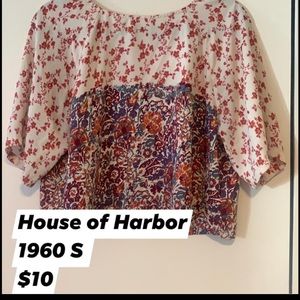House of Harlow  Floral patterned crop top